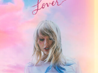 Taylor Swift – It’s Nice To Have A Friend